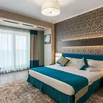 New Splendid & - Adults Only 4* Mamaia