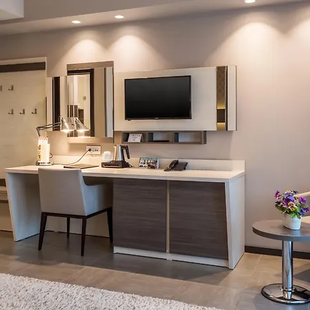 New Splendid & - Adults Only 4*