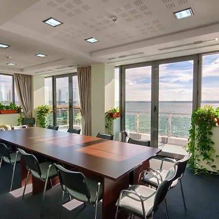 New Splendid & - Adults Only 4*