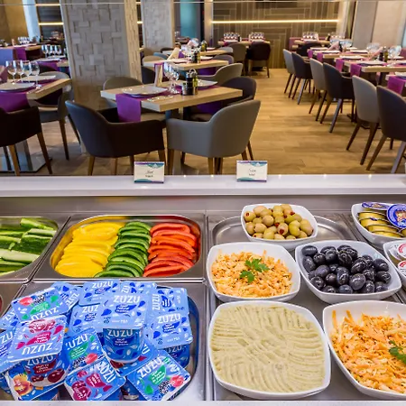 New Splendid & - Adults Only 4* Mamaia