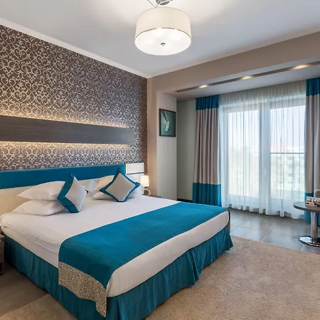 New Splendid & - Adults Only 4* Mamaia