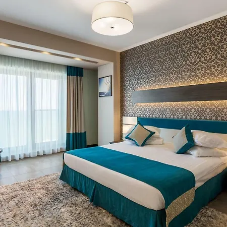 New Splendid & - Adults Only 4* Mamaia