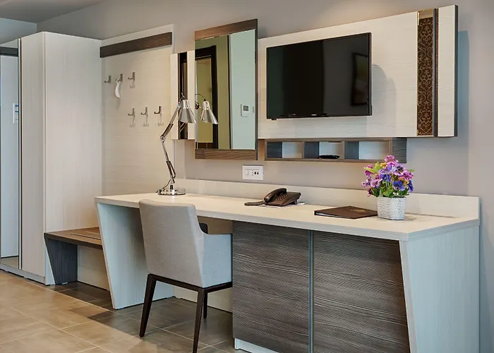 New Splendid & - Adults Only 4*