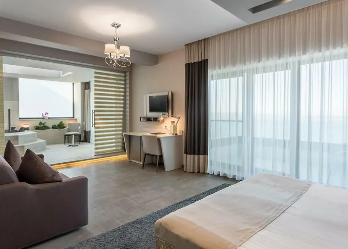 New Splendid & - Adults Only Mamaia